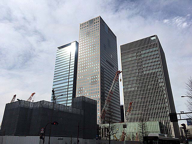 大手町は今日も工事、工事、大工事！