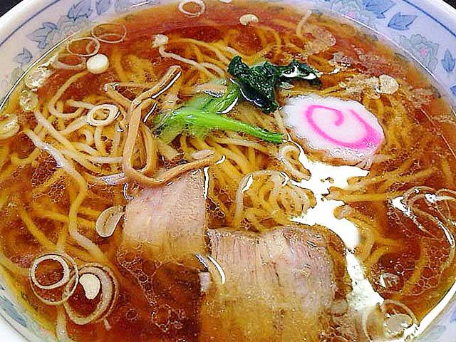 谷中の老舗中華料理屋「一力」のラーメン