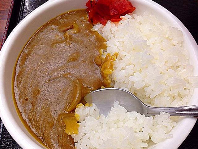 新宿の老舗日本蕎麦屋「更科」のミニカレーライス