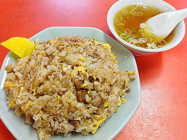 銀座「中華三原」の味も見た目も香ばしいチャーハン