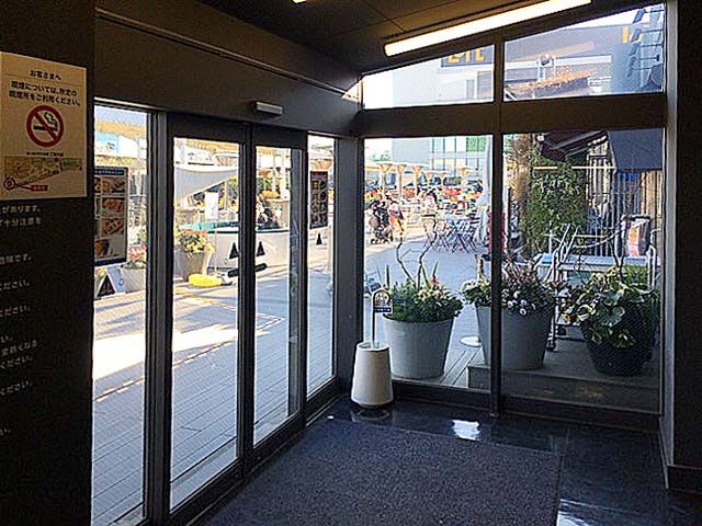 西武池袋本店9F「食と緑の空中庭園」