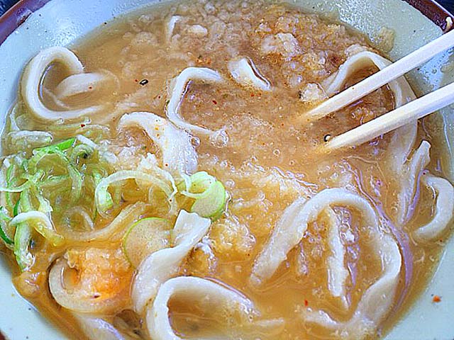 西武池袋本店屋上の讃岐うどん専門店「かるかや」のおろしうどん