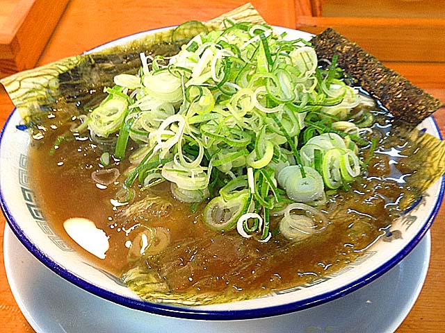 名古屋「好来道場」の快老麺ねぎ多し