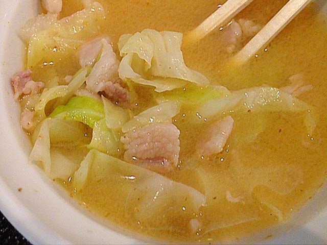 飲むというより食べるに近い感覚の豚汁＠東十条「みのや」