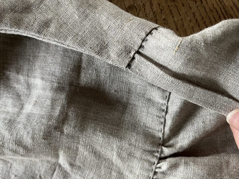 袖ぐりの三つ折り