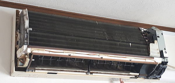 エアコンクリーニング