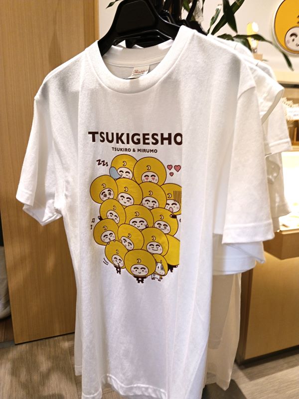 月化粧Tシャツ