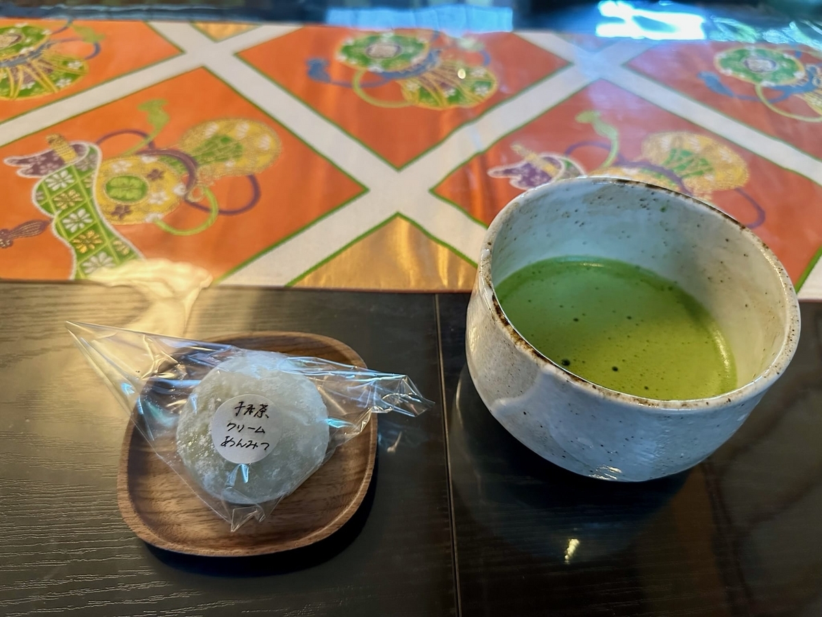 お抹茶とおだんごのセット