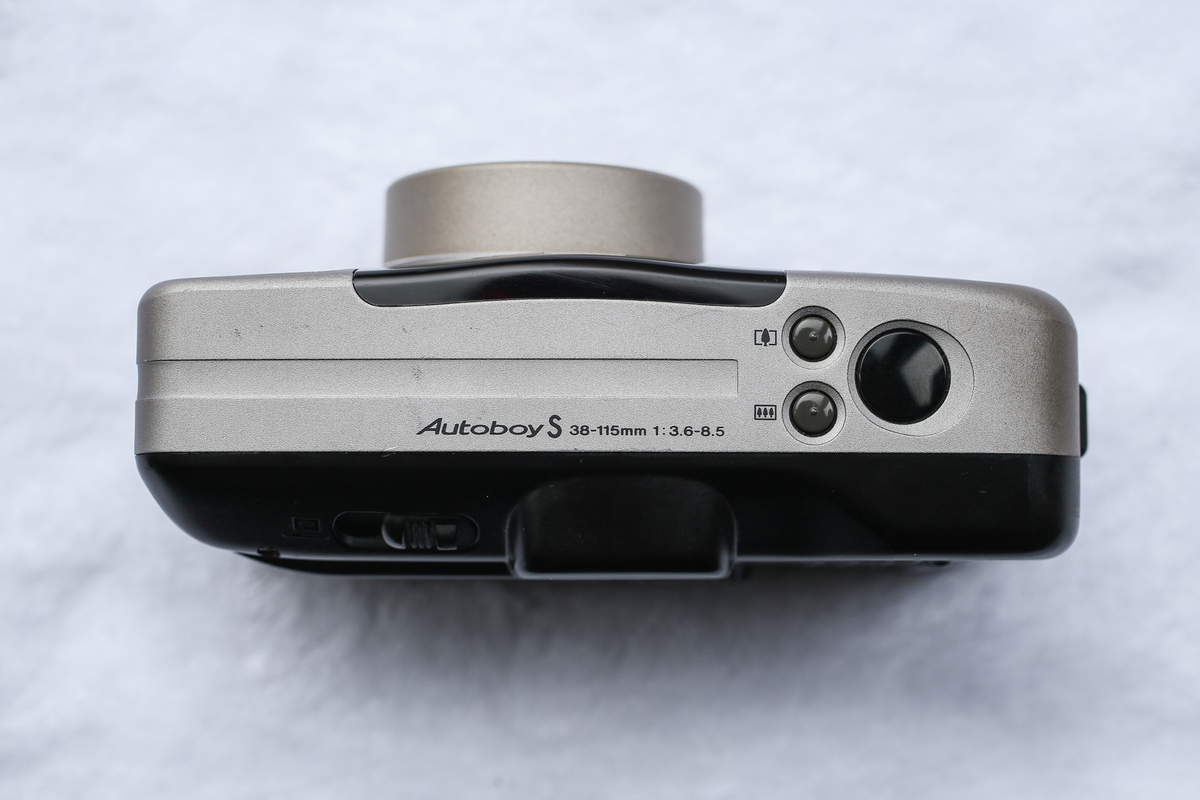 作例あり】旅行のお供に最適! フィルムカメラ canon Autoboy S 作例あり】旅行のお供に最適! フィルムカメラ canon Autoboy S