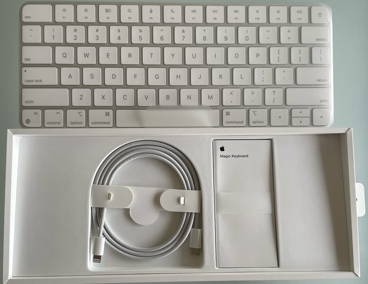 Magic KeyboardをiPhoneと接続してレビュー。Ankerウルトラ