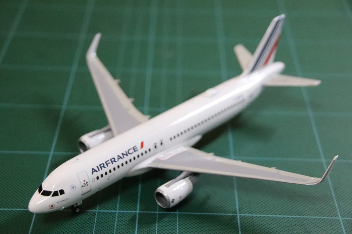 商談品‼️1/200 AIR FRANCE A320航空機モデル 商談品‼️1/200 AIR