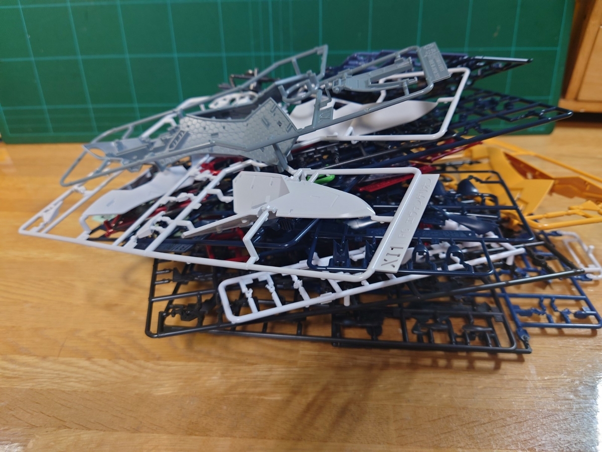 RG エヴァンゲリオン3号機 開封レビュー - のぞみの製作日記