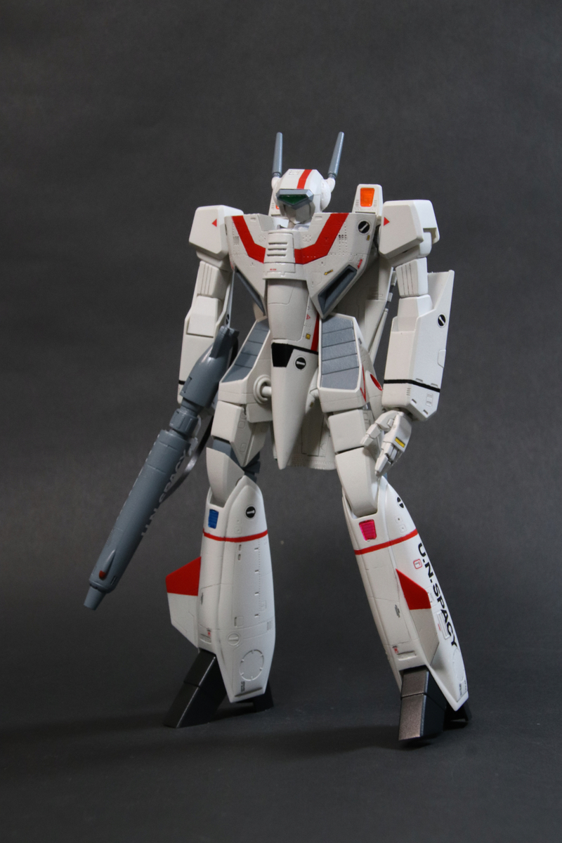 ハセガワ 1/72 VF-1A/J スーパーバトロイドバルキリー 塗装済み完成品 VF-1A スーパー バトロイド バルキリー | 株式会社 ハセガワ