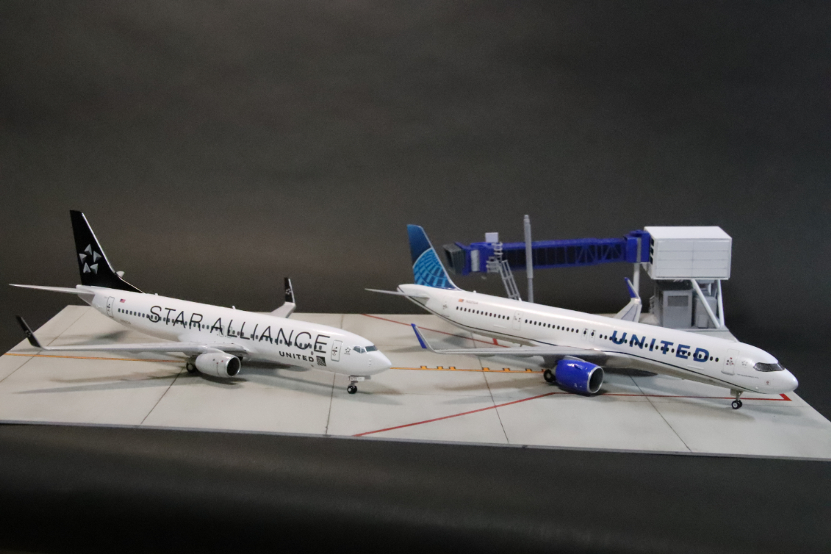 ANA 737-800 スターアライアンス塗装NH20032 1/200 1/200 B737-800 ANA スタアラ/スターアライアンス塗装 JA51AN