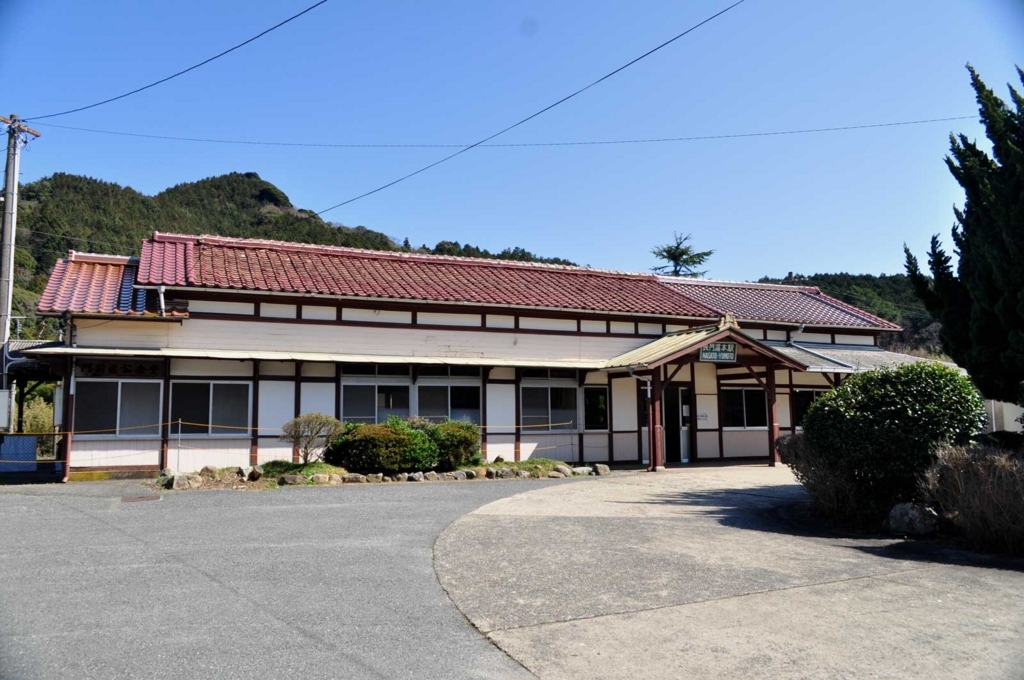 f:id:tkmov:20180503222935j:plain f:id:tkmov:20180503222935j:plain