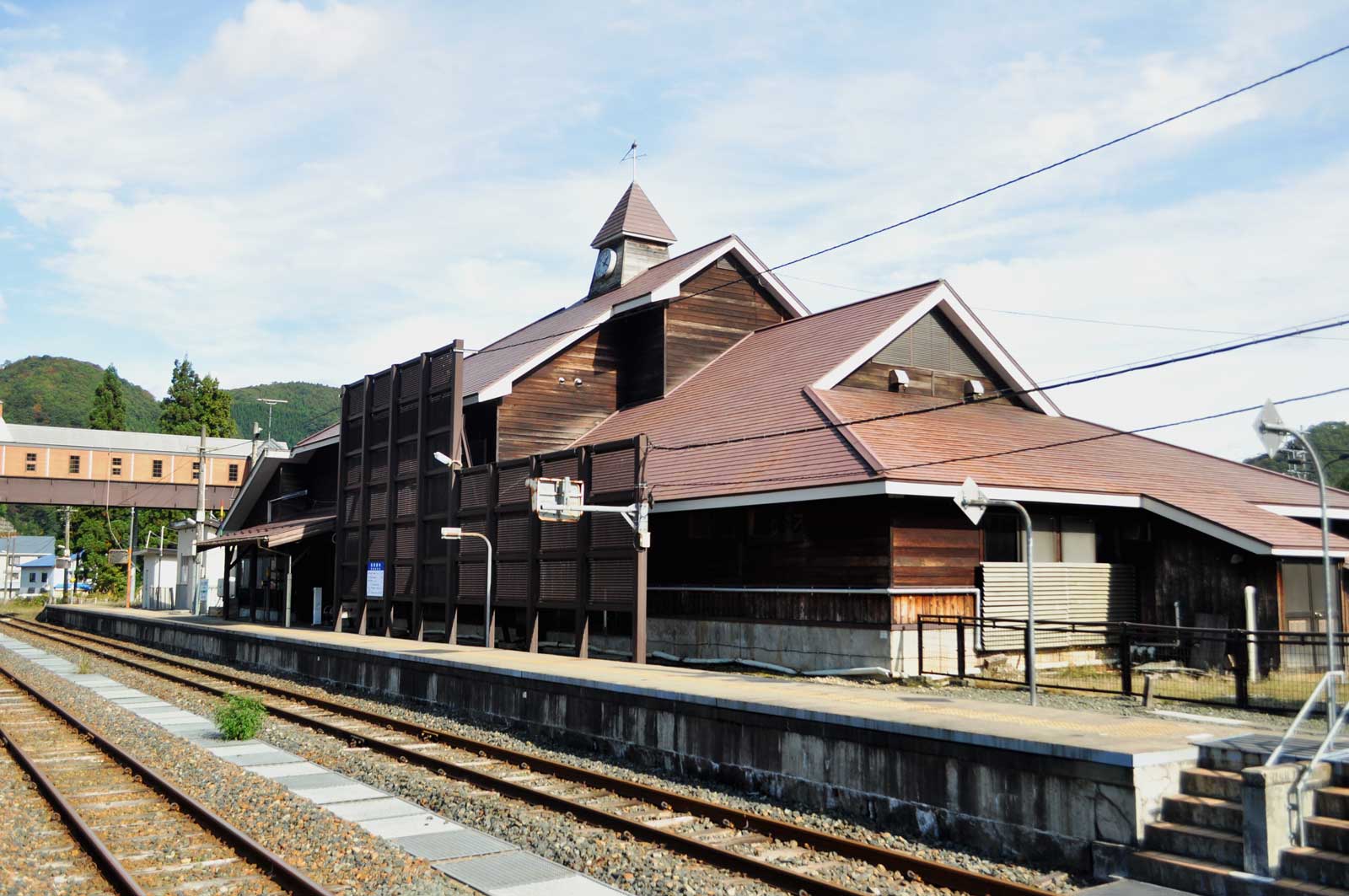 北上線ほっとゆだ駅 (ほっとゆだ) tkmov(バイクとローカル線と)