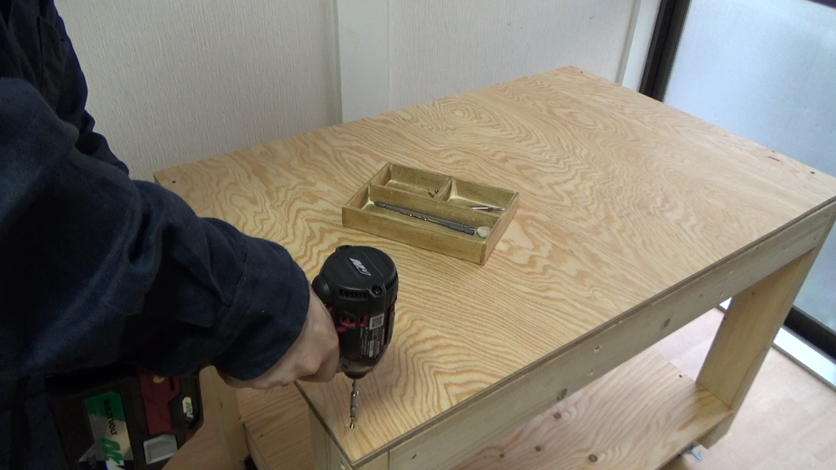 DIY】#01 作業台をつくろう - てさぐり6畳DIYブログ