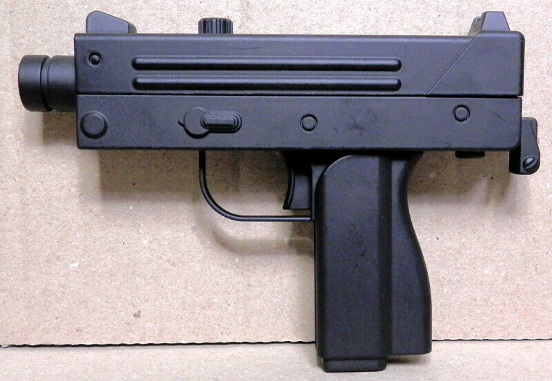 中華製トイガン「森合精工 SY合金折りたたみ式イングラムM10」（SY合金