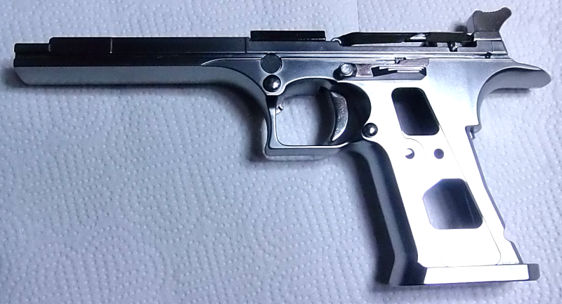 エアガン「東京マルイ デザートイーグル .50AE ハードキック クローム
