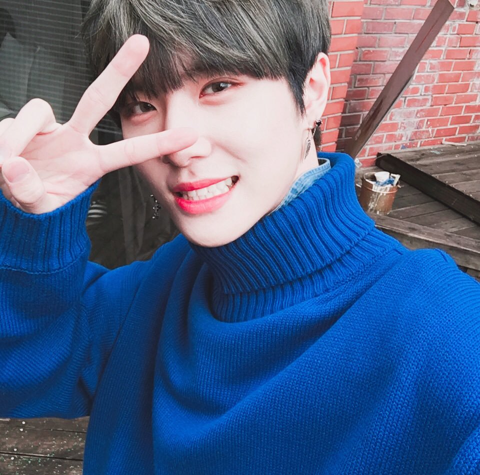キムドンハン M*****U様 THE BOYZ (더보이즈) - Cross Over (Love! 우린 이미 선을