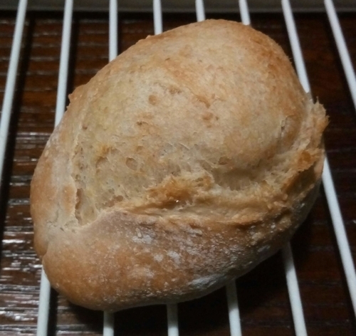 フランスパン生地のクッペ フランスパンの種類や名前の違い 友達のパン