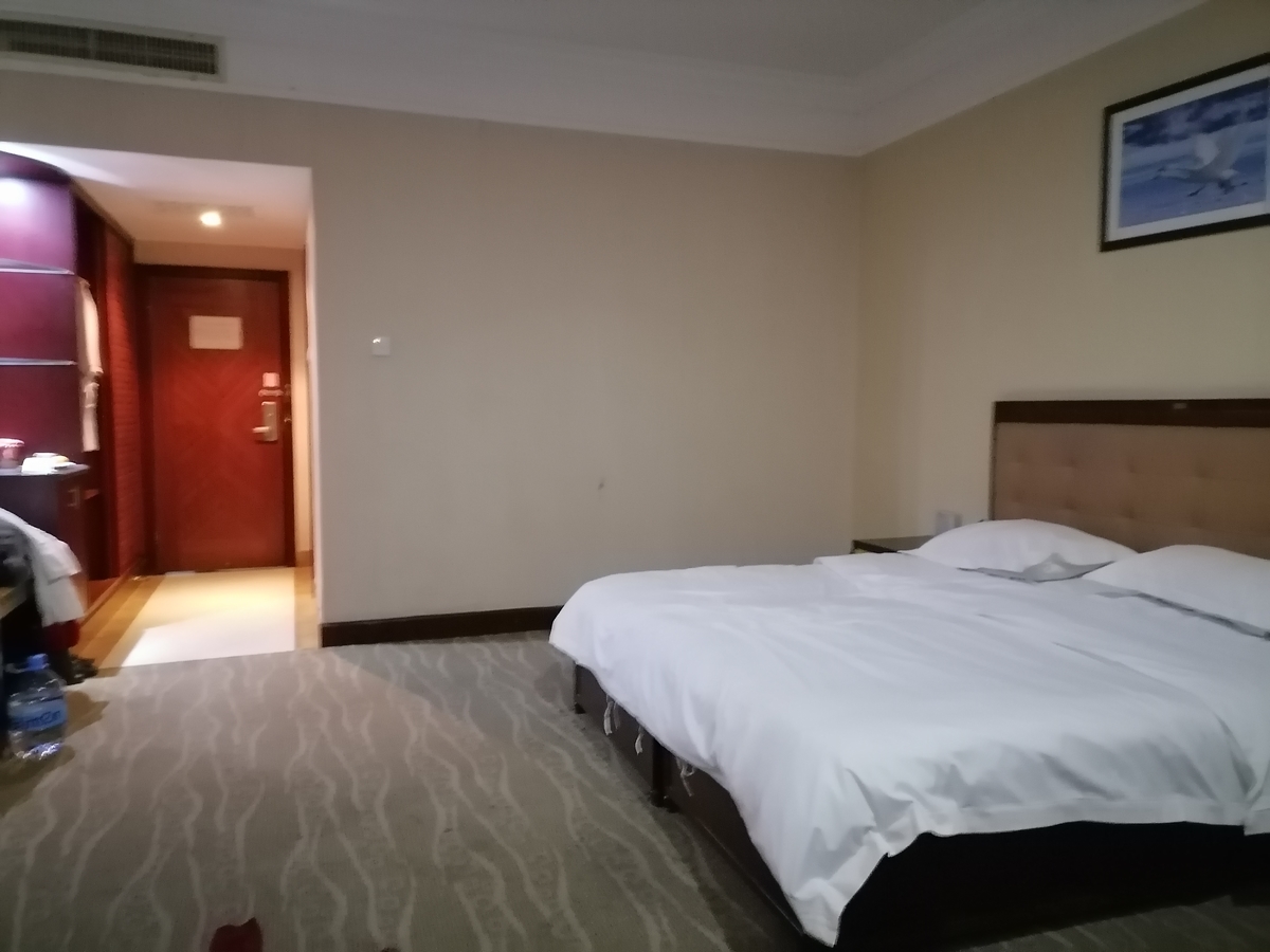 ホテルの部屋と内観