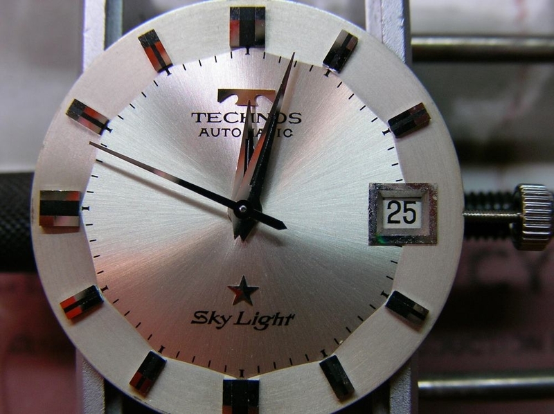 TECHNOS Sky Light 25J ETA2632 - tohokuhonsenの日記