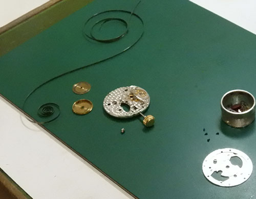 f:id:tokei-syuuri:20191225180053j:plain f:id:tokei-syuuri:20191225180053j:plain