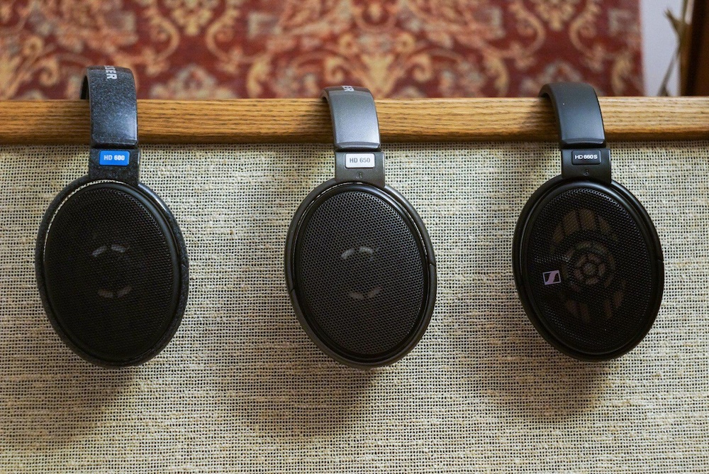 ヘッドホンレビュー SENNHEIZER HD600 〜 やわらかく包み込む
