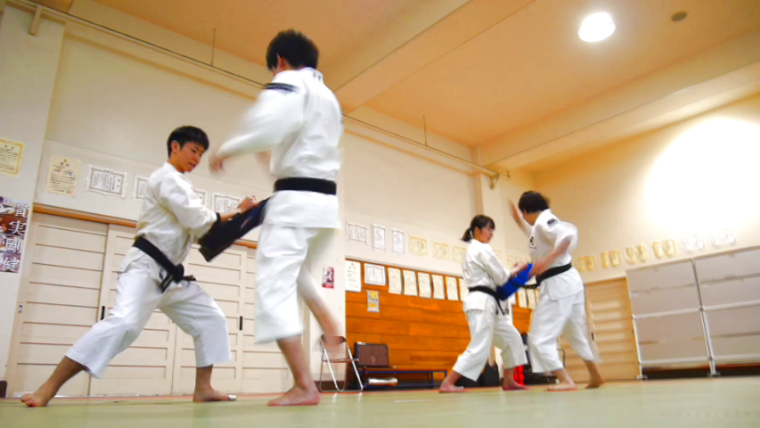 f:id:tokyohighschoolshorinjikempo:20180408171247j:plain f:id:tokyohighschoolshorinjikempo:20180408171247j:plain