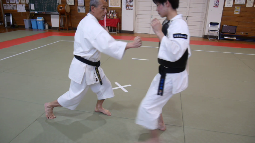 f:id:tokyohighschoolshorinjikempo:20180408180803j:plain f:id:tokyohighschoolshorinjikempo:20180408180803j:plain
