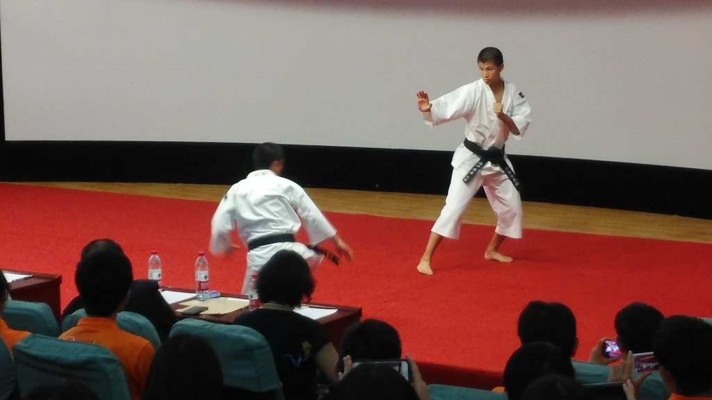f:id:tokyohighschoolshorinjikempo:20180902071950j:plain f:id:tokyohighschoolshorinjikempo:20180902071950j:plain