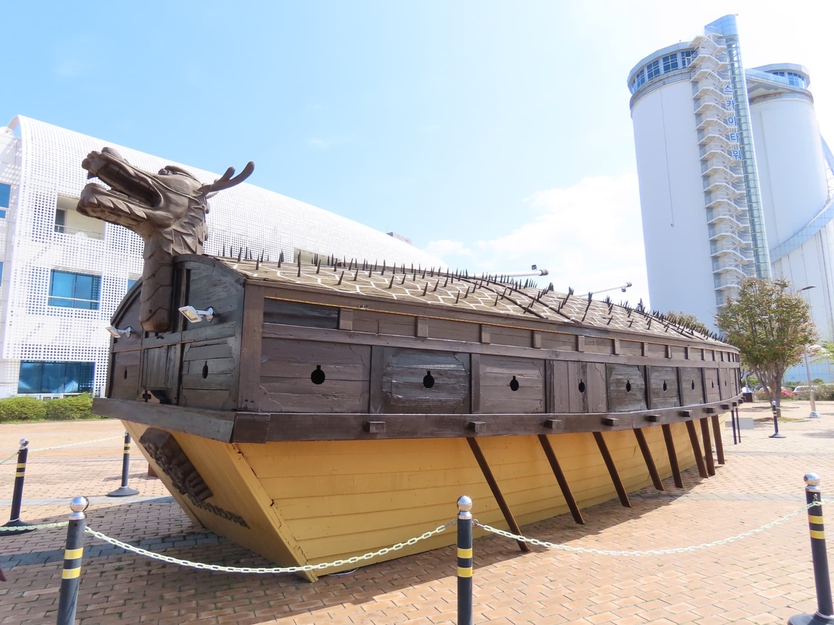 麗水EXPO駅 船の展示