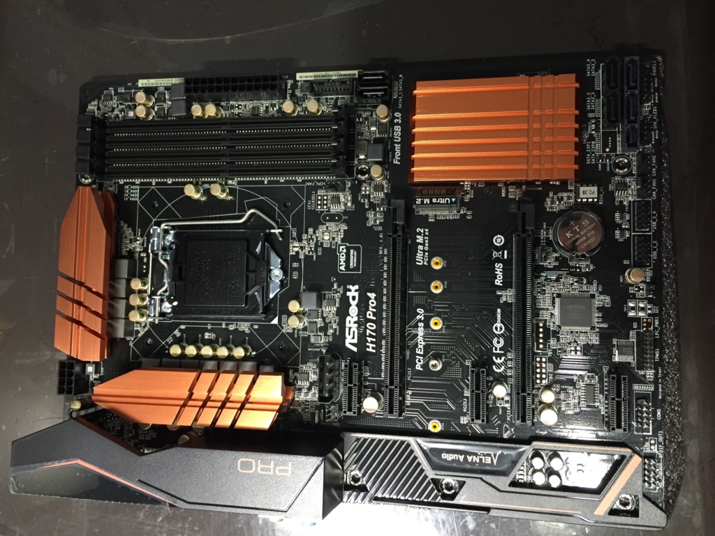 ドスパラ「パーツの犬」モデルでPC自作した - tom__bo's Blog