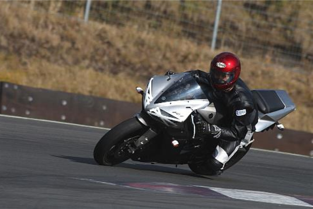 YZF-R1（2002）インプレ - バイクインプレ日記
