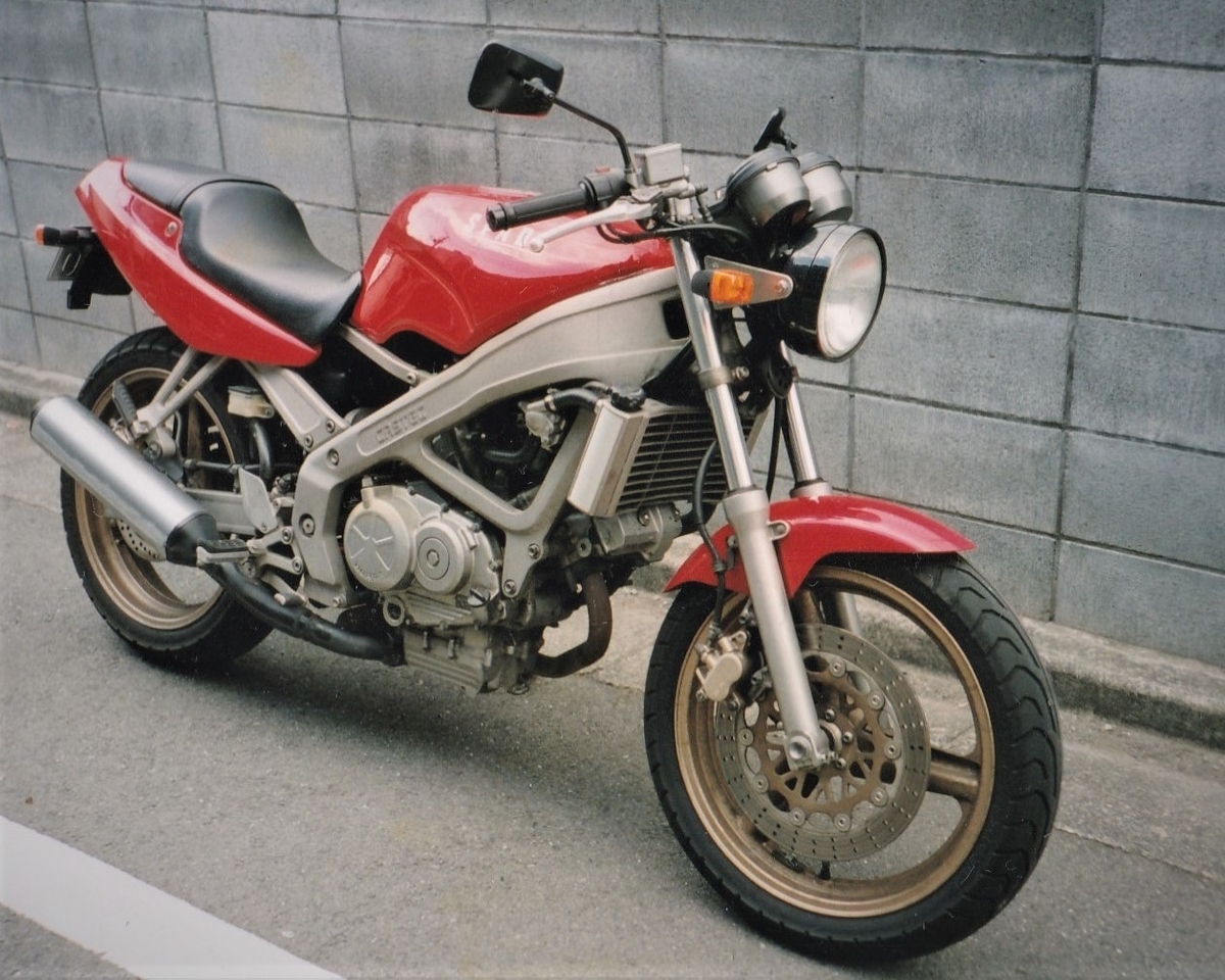 VT250SPADA（1988）インプレ - バイクインプレ日記
