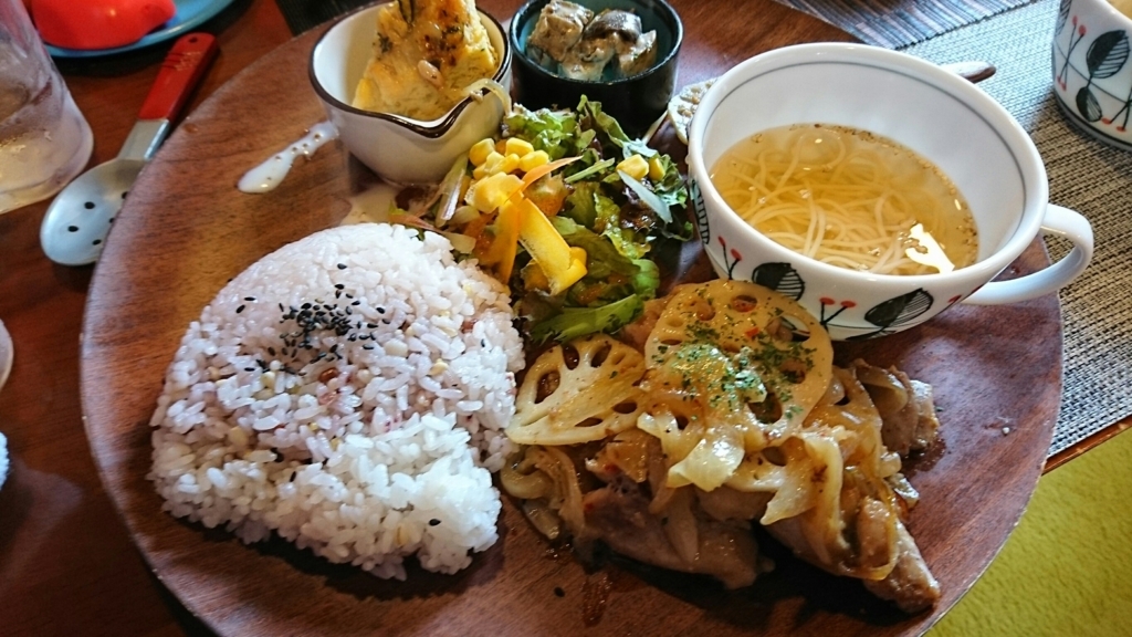 高知市高須 Natural Farm Cafe 窯蔵 かまくら で子連れランチ カゾクスキー