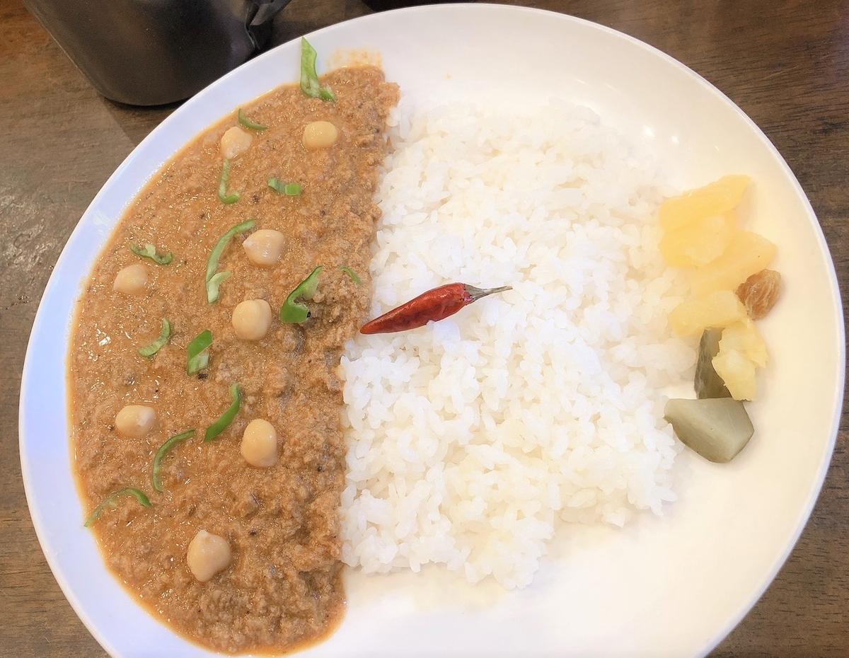 インドカレーカーマ 辛いのに優しシャバシャバスパイスカレー 神保町 神田 美味しいものを少しだけ