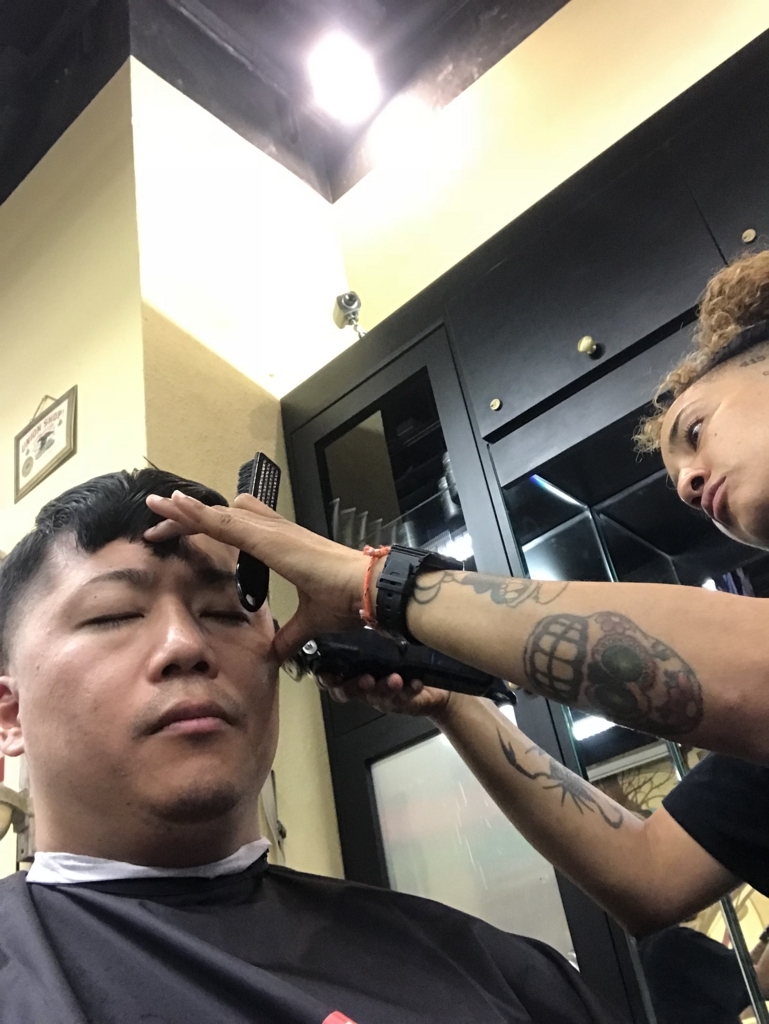 イタリア　木製　ロメール 人形　床屋さん、理髪師 51a3P+rOnLL._UF350,350_QL80_.jpg