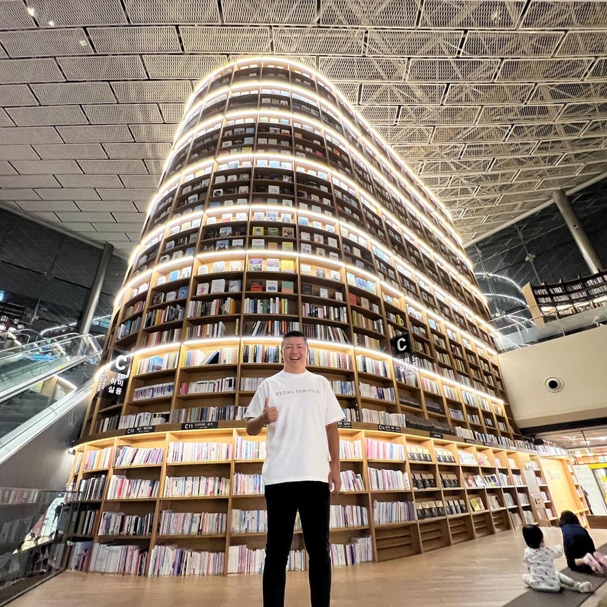 入場無料の映えスポット 星庭 ピョルマダン 図書館 韓国ドラマ 青春の記録 のロケ地 リーマントラベラー 働きながら世界一周