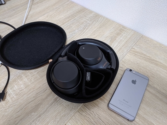 f:id:tomcky:20190707185148j:plain WH-1000XM3ケース大きさ比較