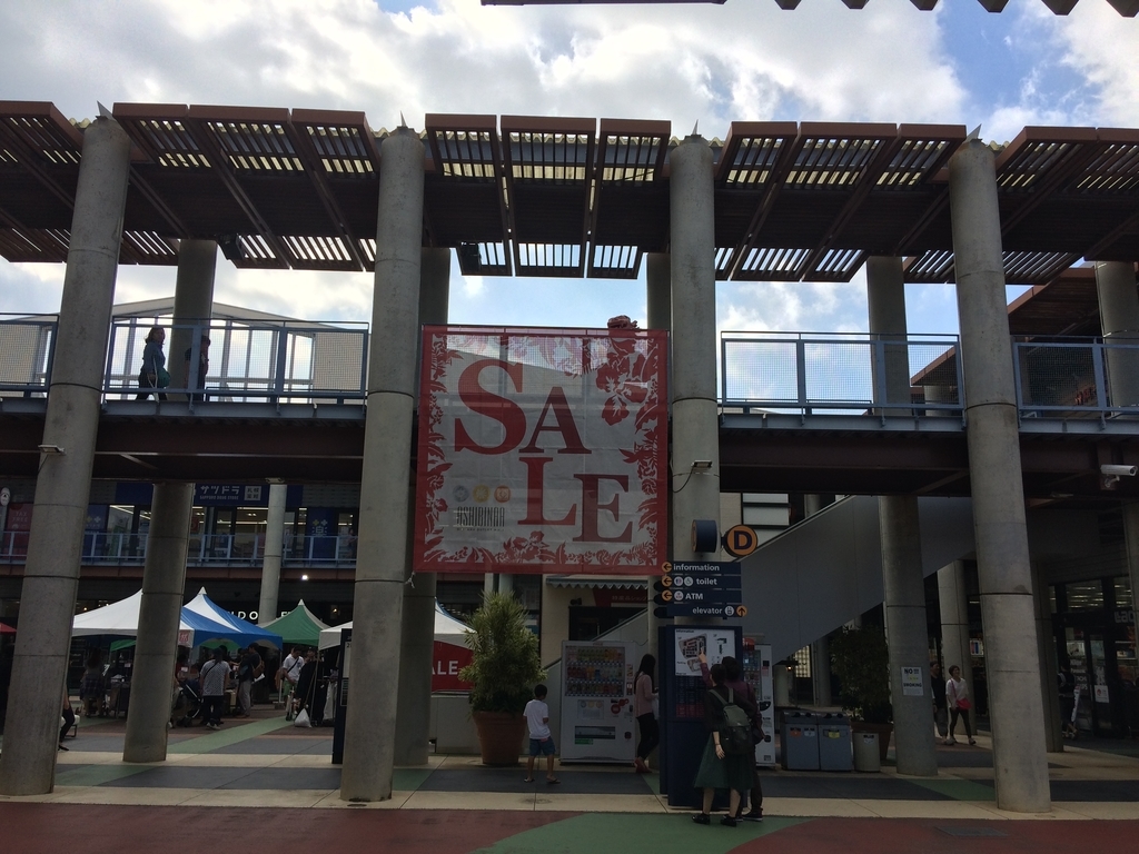 Gucciグッチなどブランド品が安い 沖縄アウトレットモール あしびなー 豊見城で楽しくショッピング とみしろ 沖縄アクセス