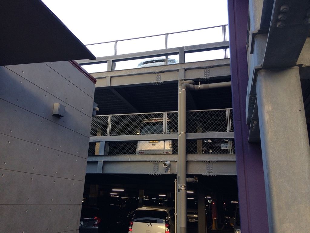 Gucciグッチなどブランド品が安い 沖縄アウトレットモール あしびなー 豊見城で楽しくショッピング とみしろ 沖縄アクセス