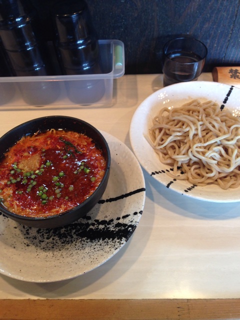 f:id:tomo-blog:20140305061948j:plain f:id:tomo-blog:20140305061948j:plain