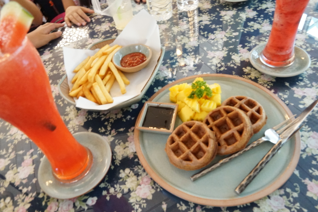 チェンマイへ旅に出る⑤～セラドン焼 Raming Tea House SIAM CELADON