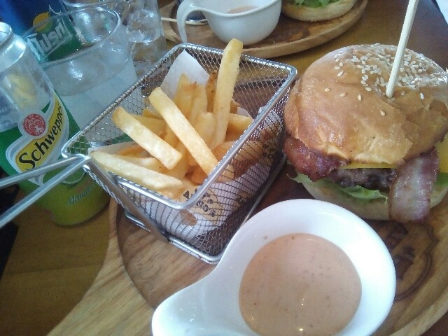 f:id:tomo-snowy:20190618004744j:image f:id:tomo-snowy:20190618004744j:image