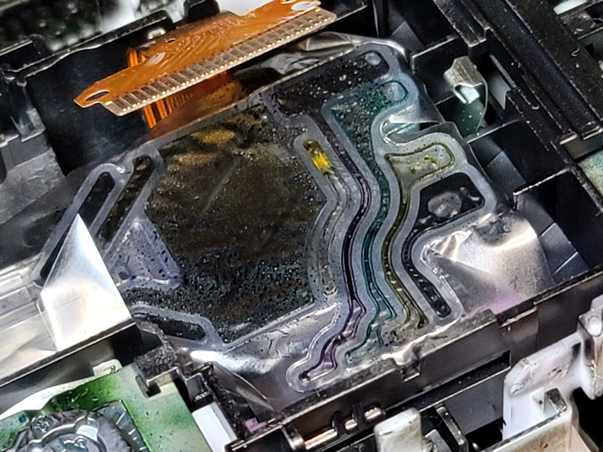 ブラザー インクジェットプリンタ DCP-J952Nのインク詰まりとエラー50