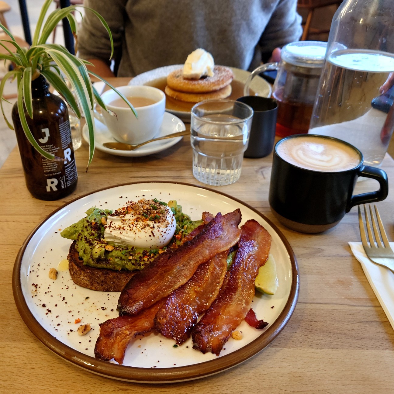 早朝にパン食って、カフェ行って～Angelにあるパン屋さん『POPHAMS』とBrockleyにあるカフェ『Good as Gold