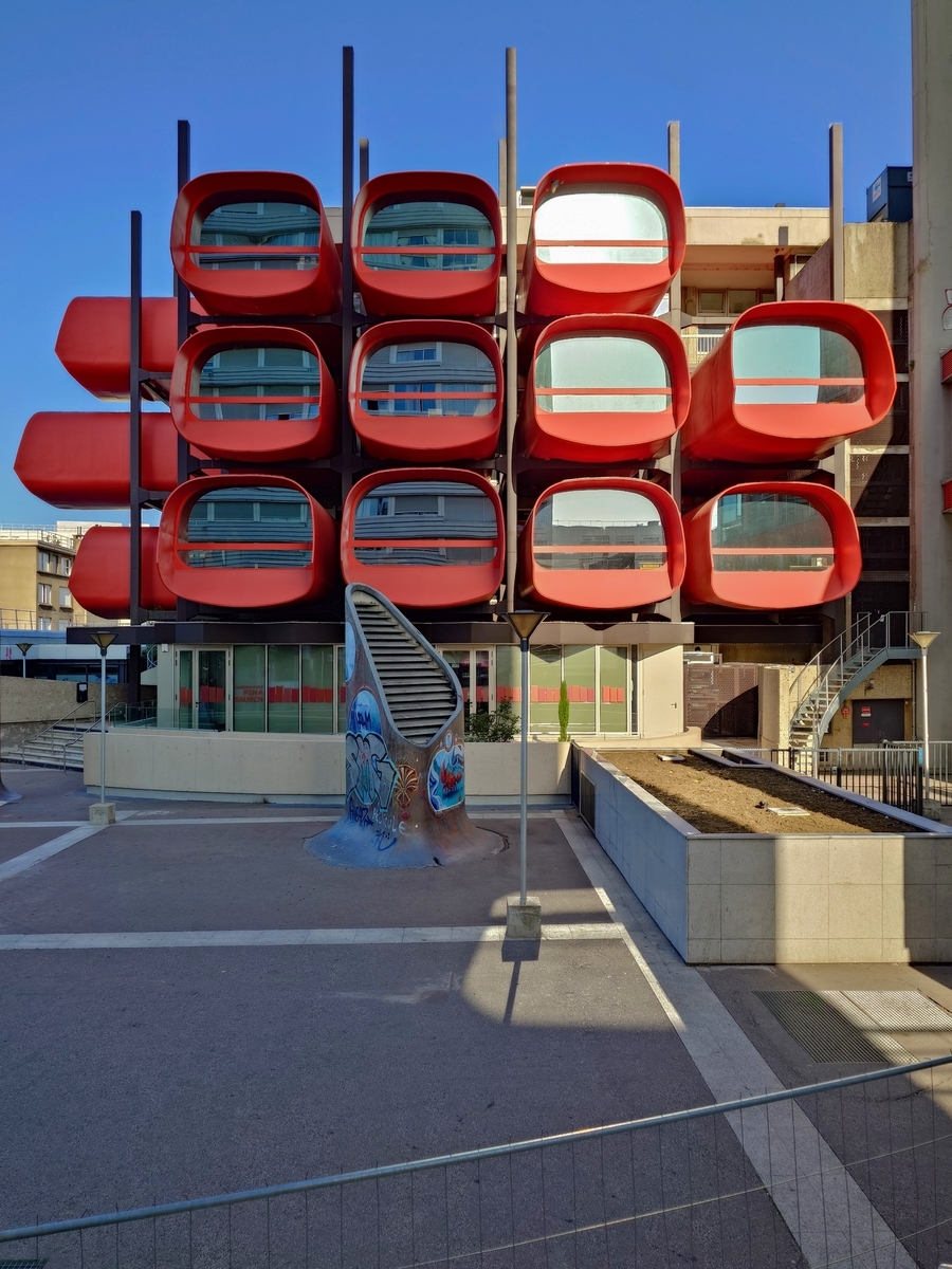 パリ旅行´25）パリのユニークな建物を見て周る『フィルハーモニー・ド