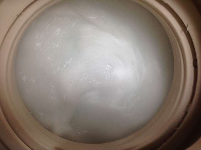 洗濯機を酸素系漂白剤を使って掃除する